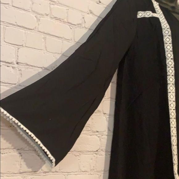 Shop the Trends Black Cream Embroider Tunic Dress - Picture 2 of 10